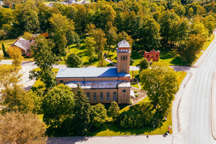 Aknīstes Romas katoļu baznīca