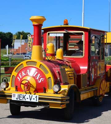Turistinis autotraukinukas „Jėkabiņš“